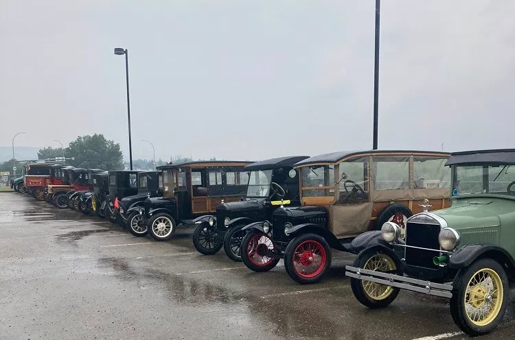 Model T Group Visits Drumheller Valley