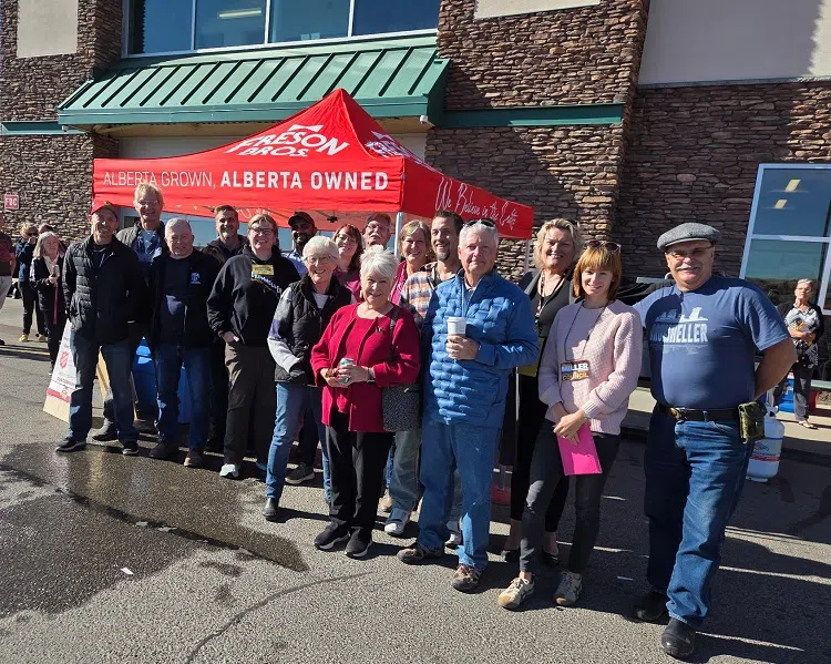 Candidates Host BBQ