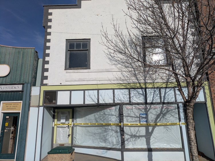 Building Along 3rd Avenue Expected To Be Demolished