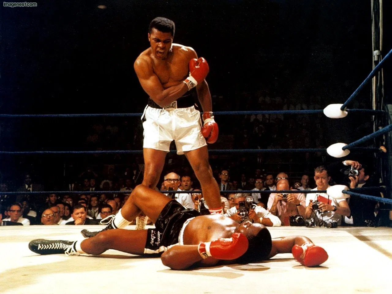 ALI VS JOE FRAZIER