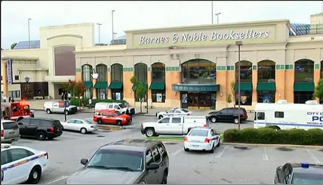 2015_09_30_12_55_42_News_about_south_carolina_mall_on_Twitter