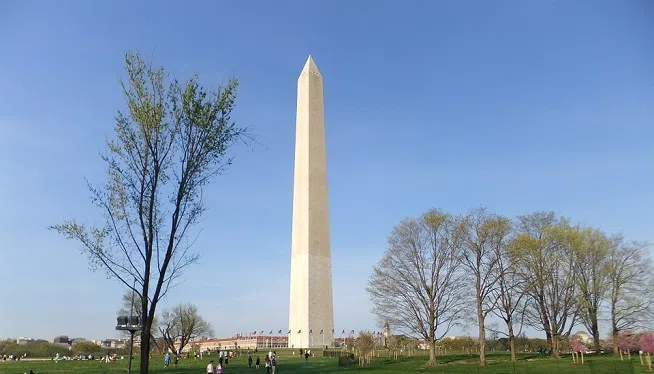 washington-monument-654
