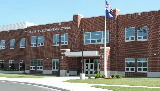 10379809_461358663967663_753985241729968606_o