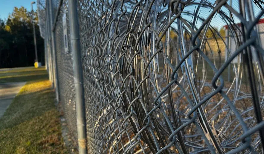 Judges releasing migrant gang members as DHS detentions face legal hurdles