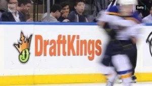 151120113819-daily-fantasy-sports-stunning-stats-00000709-384x216