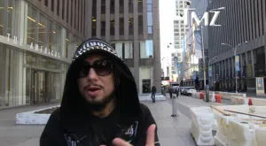 Dave Navarro Free Falls In Dangerous Elevator Ride   TMZ.com