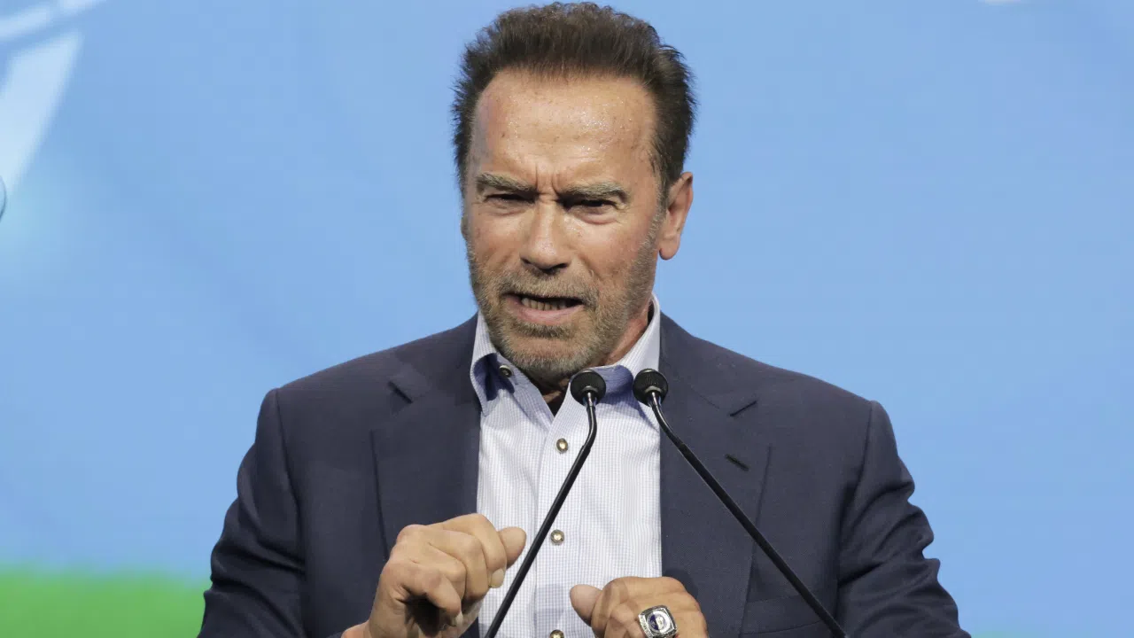 SCHWARZENEGGER