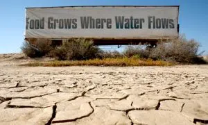 drought-california-trailer