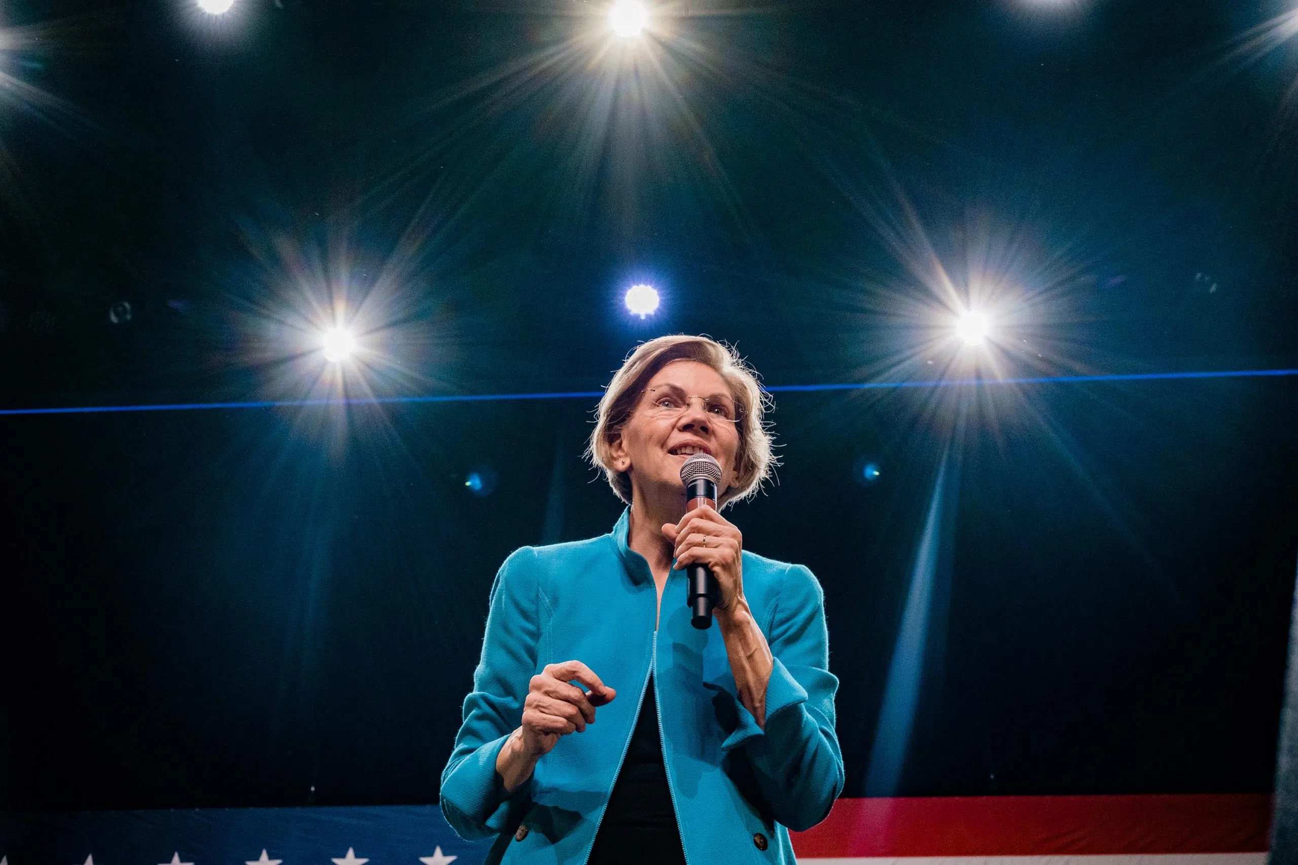 Elizabeth Warren ends her presidential campaign