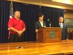 Lt. Governor Kim Reynolds is joined by apprenticeship leaders. (photo by Sarah Beckman)