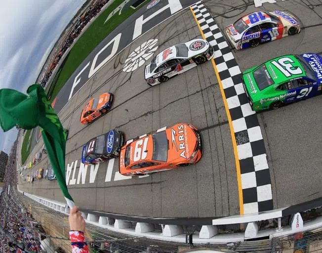 Monster Energy NASCAR Cup Series Folds of Honor QuikTrip 500