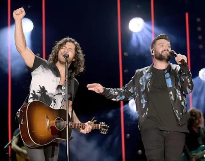 Dan + Shay