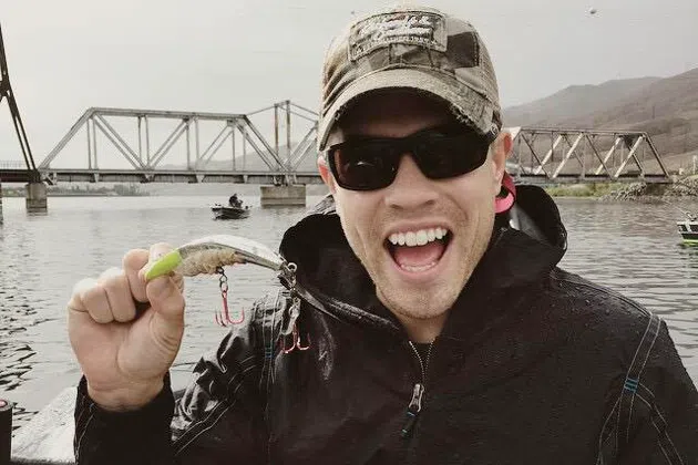 Dustin Lynch Fishing