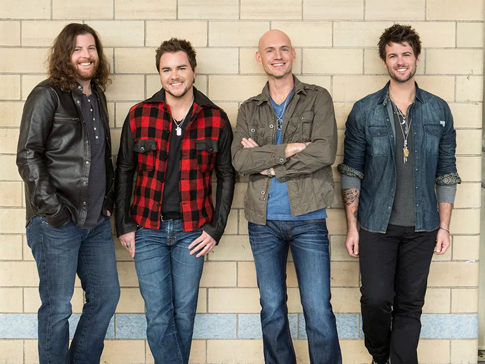 Eli Young Band at State Farm Center
