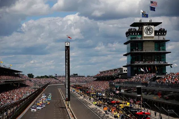 Samuel Deeds 400 At The Brickyard