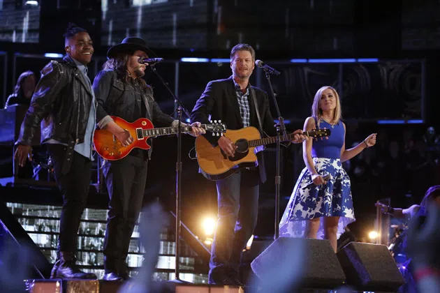 Team Blake performing on "The Voice"
