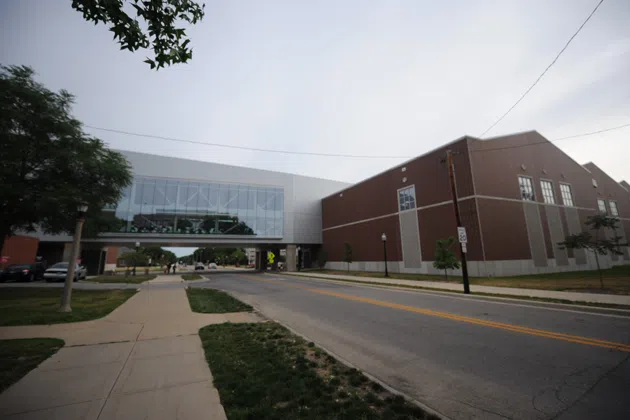 Illinois State fitness center 6x4 B