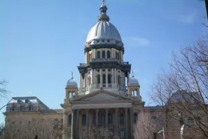 Illinois is projecting $35.4 billion in revenue for the budget year than ends June 30. (WJBC file photo)