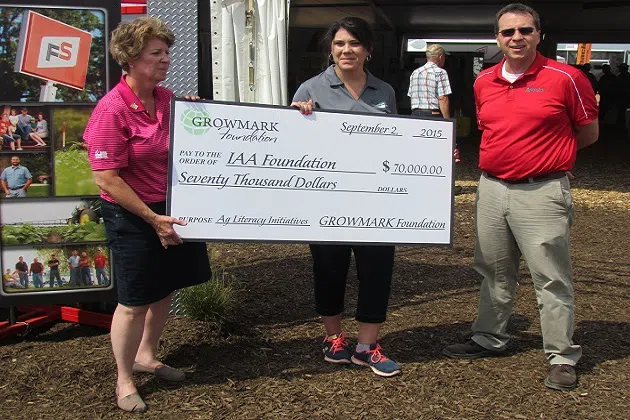 check presentation