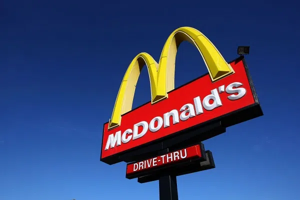 mcdonald's sign