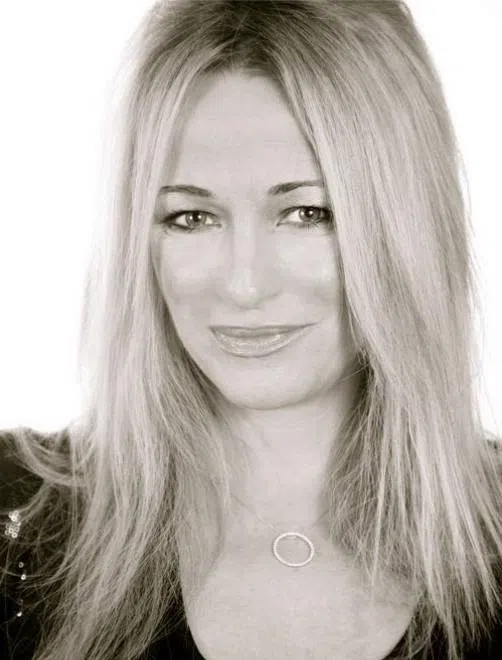 LauraSteele