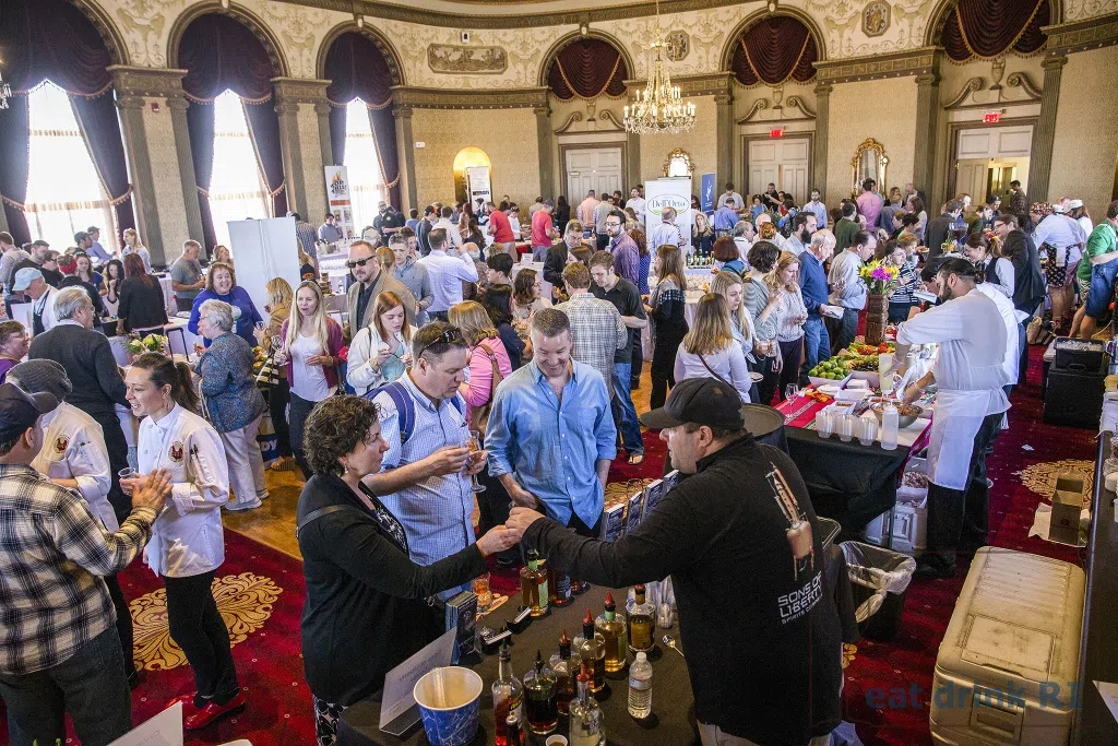 eat_drink_ri_festival_2016_tasting