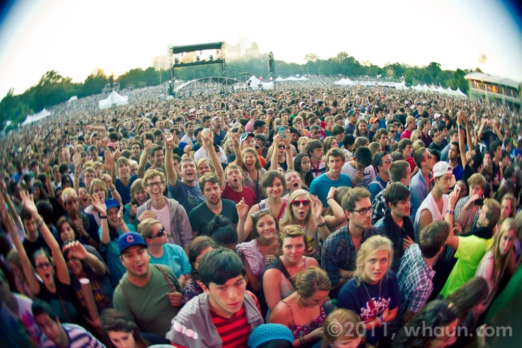 01-music-midtown-fan-crowd-2597-whaun
