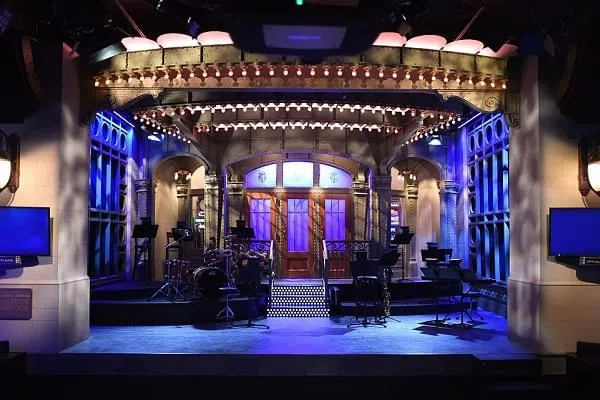 snl stage