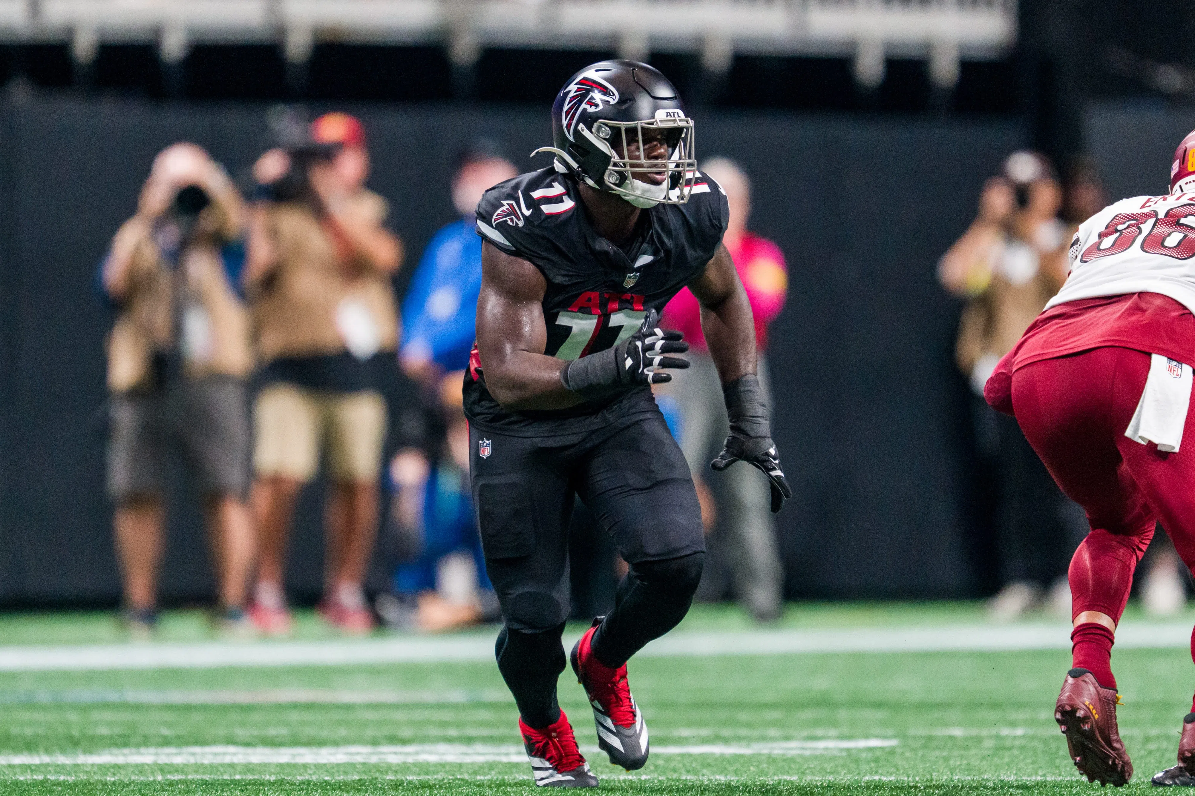 Atlanta Falcons defensive end Jalon Walker