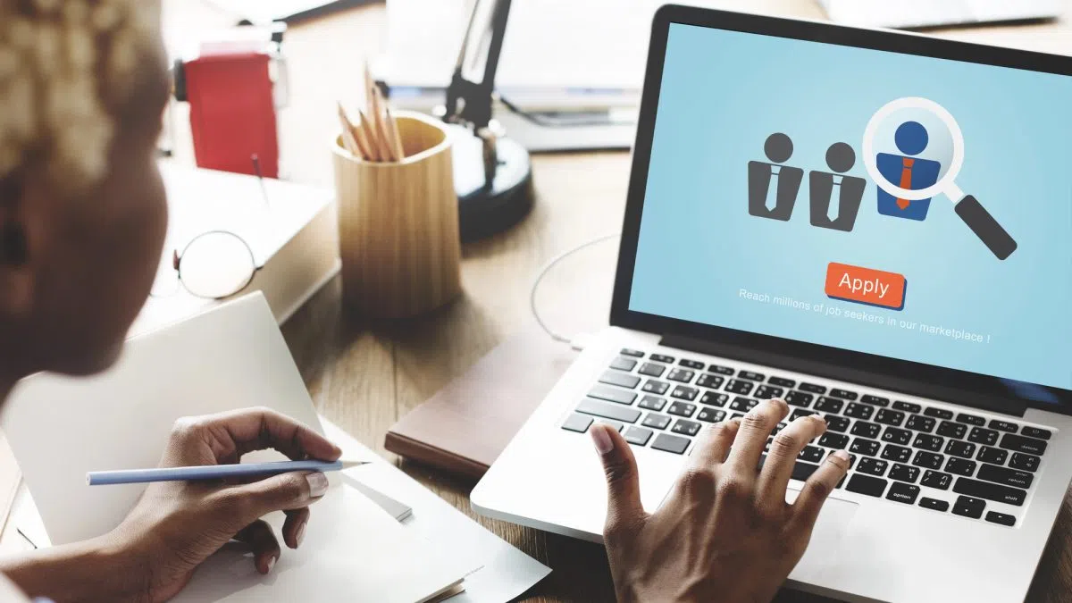 Alberta posts third straight month of labour gains as 2025 ends