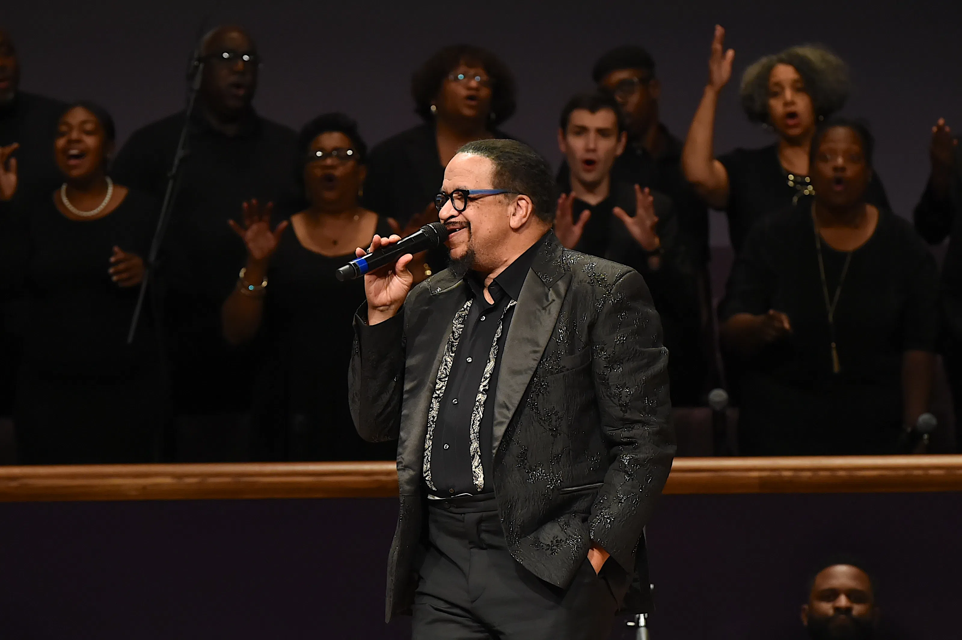 Gospel singer Richard Smallwood dies at 77, leaving a legacy that inspired  many in music | Southern Farm Network