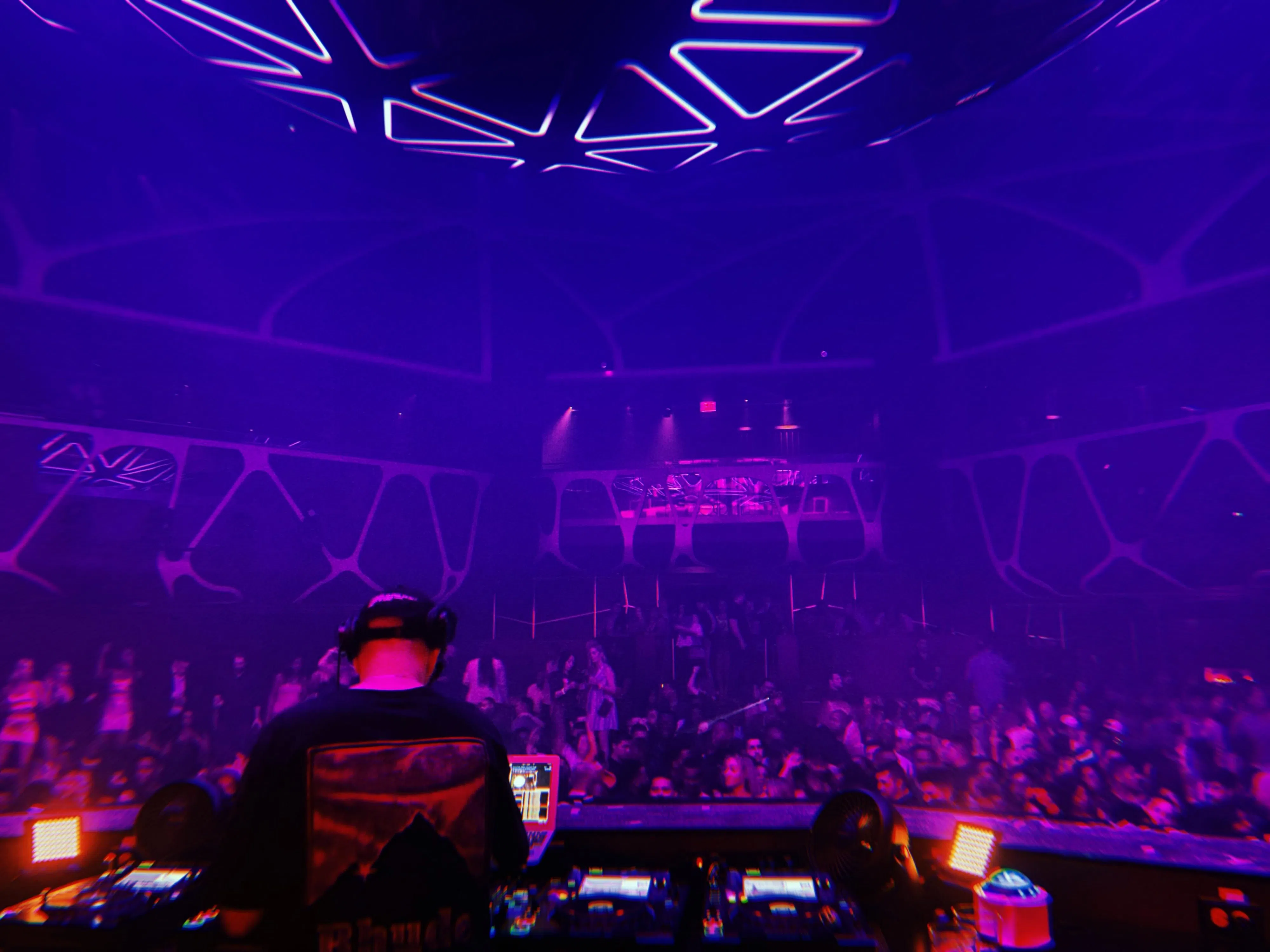 Justin Credible at Hakkasan night club