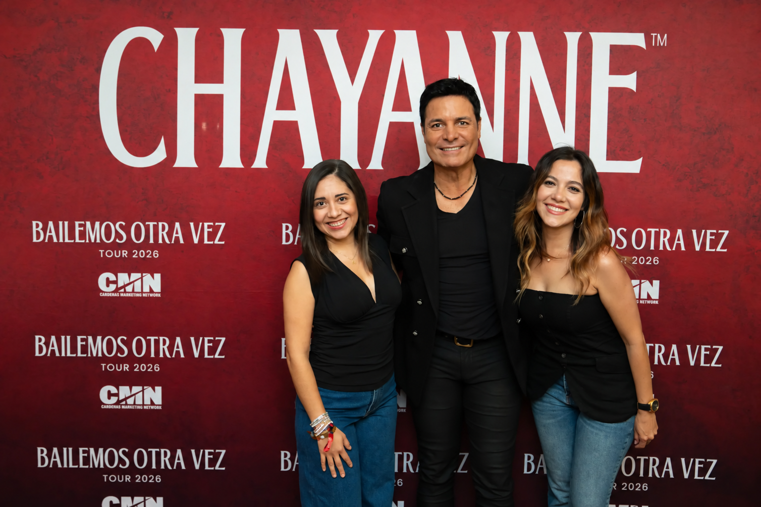 Cory & her best friend meeting one of their childhood favorite artist Chayanne before the concert!