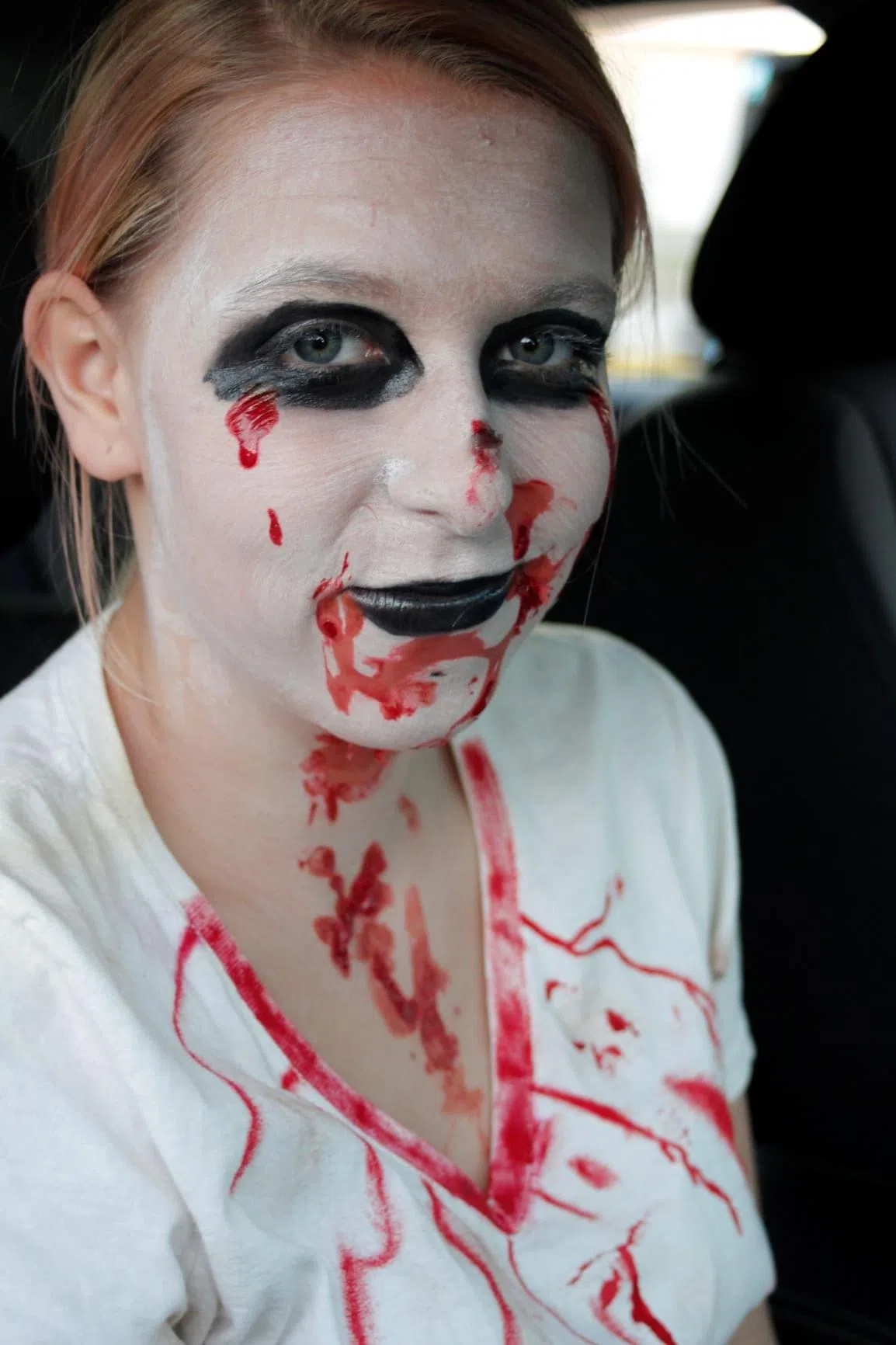 _MG_0092-0092 trunk of treat