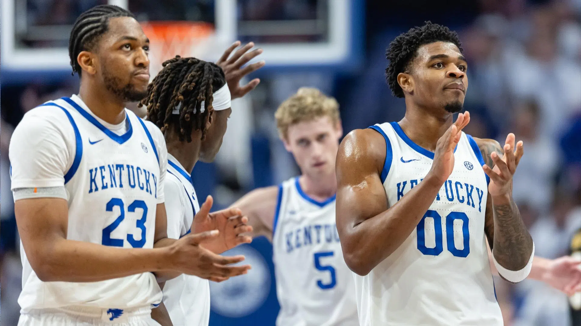 Feature: https://podcasts.apple.com/us/podcast/the-bud-light-uk-basketball-postgame-show-w/id1723713789?i=1000752124534