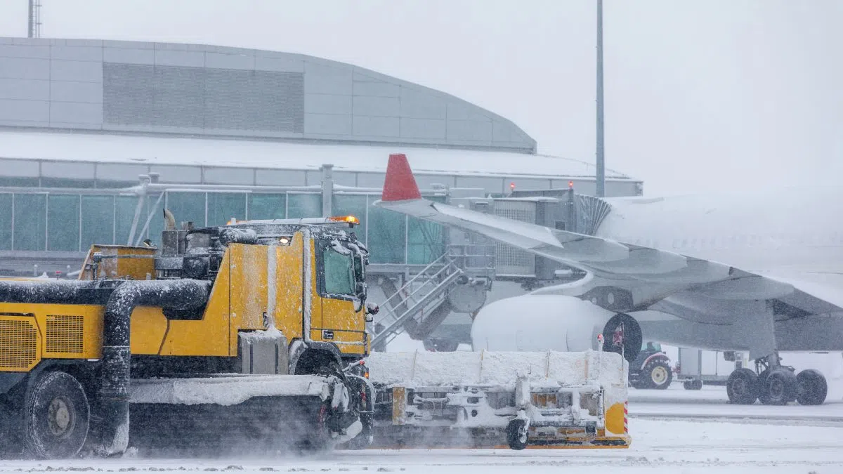 Thousands of U.S. Flights Canceled as Winter Storm Continues