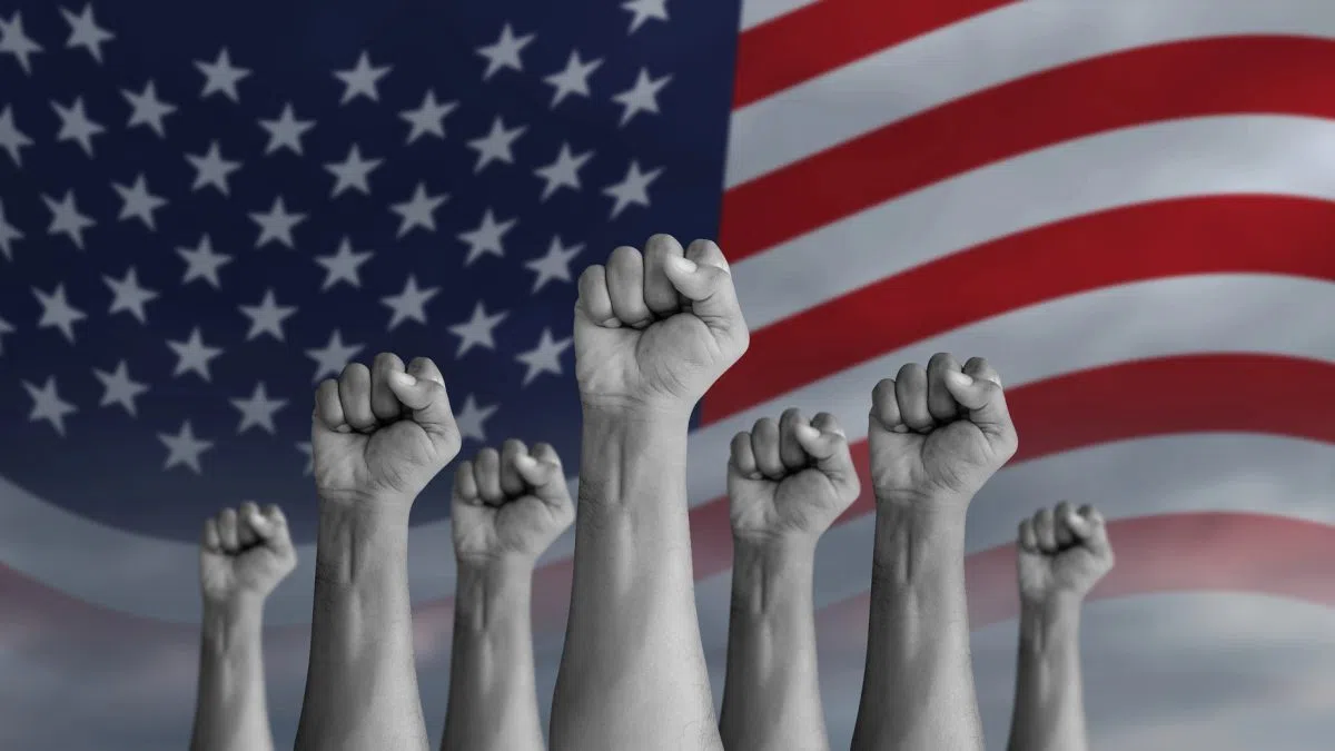 Minnesota Sees Widespread Protests and Economic Strike Over Immigration Enforcement