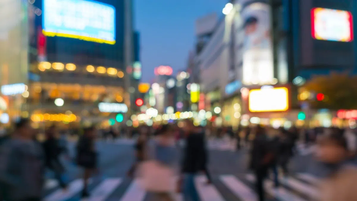 Anonymity as Art: Uketsu’s ‘Strange Maps’ Hits No. 1 on Billboard Japan