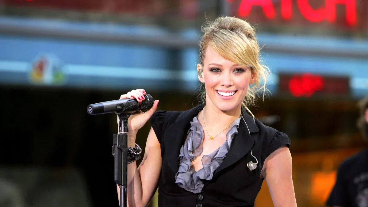 Australian Fans Propel Hilary Duff to Major Chart Milestone in 2026