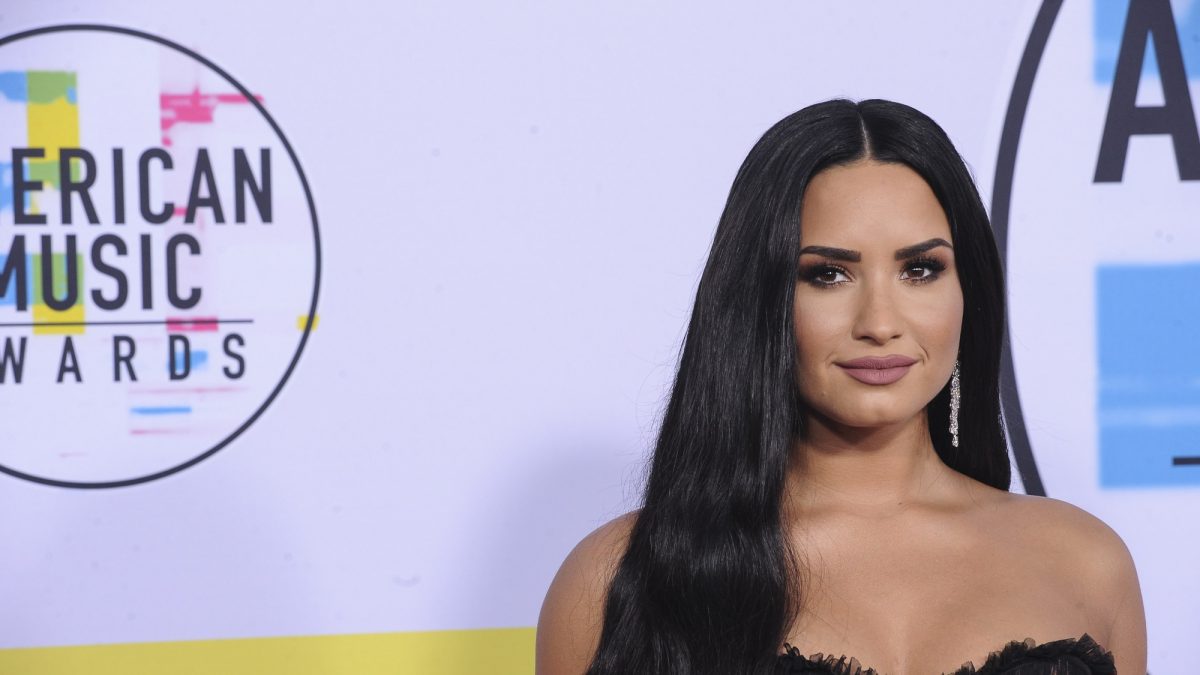 power106.com - Mariana A - Demi Lovato Speaks Out After Brief Hospital Scare