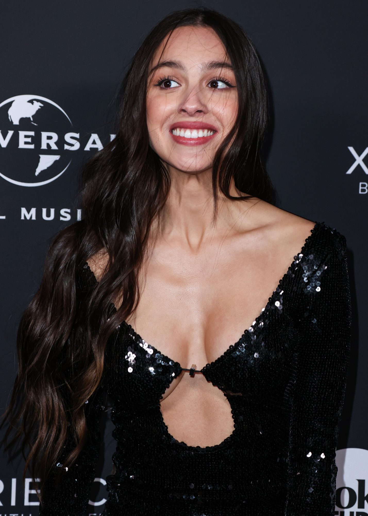 Olivia Rodrigo Reveals How Kendrick Lamar and Chappell Roan Inspired “Expectations”