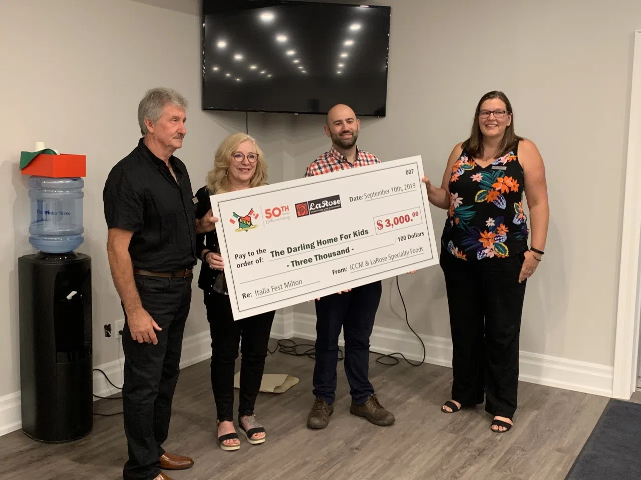 Italian Club of Milton Donates to the Darling Home for Kids