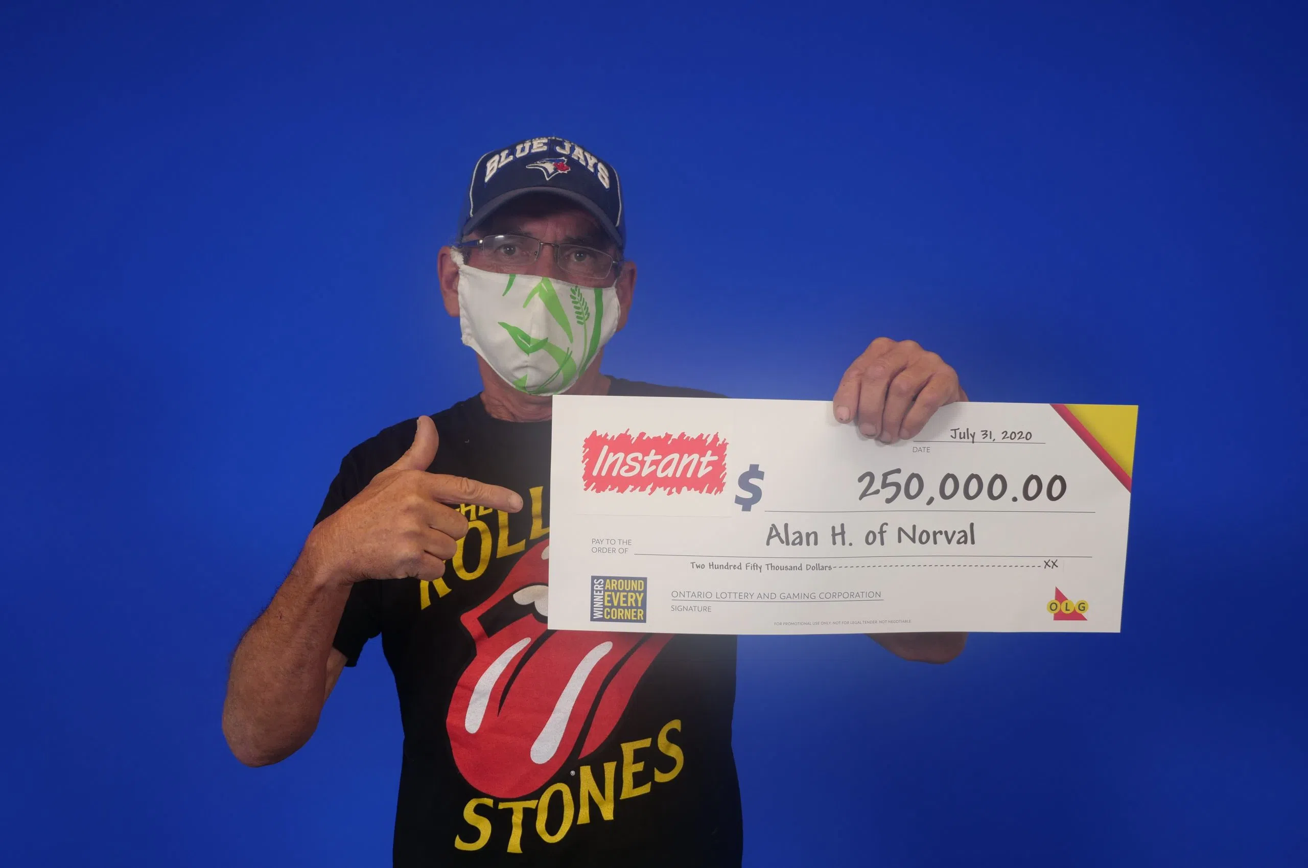 Halton resident becomes lottery winner
