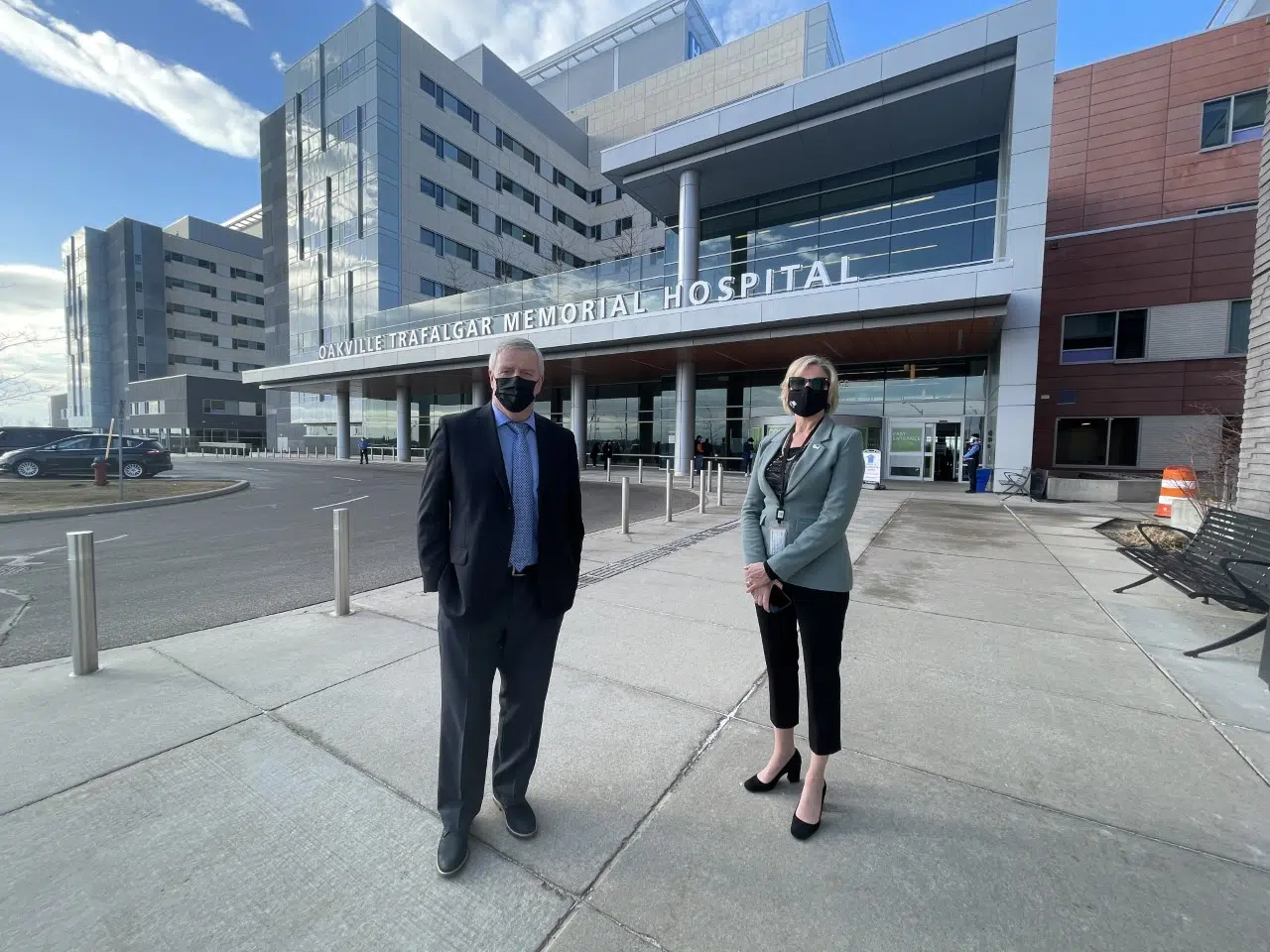 Retired General Rick Hillier visits Halton Healthcare before stepping down