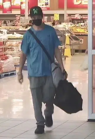 Man steals groceries with duffel bag from Milton Superstore