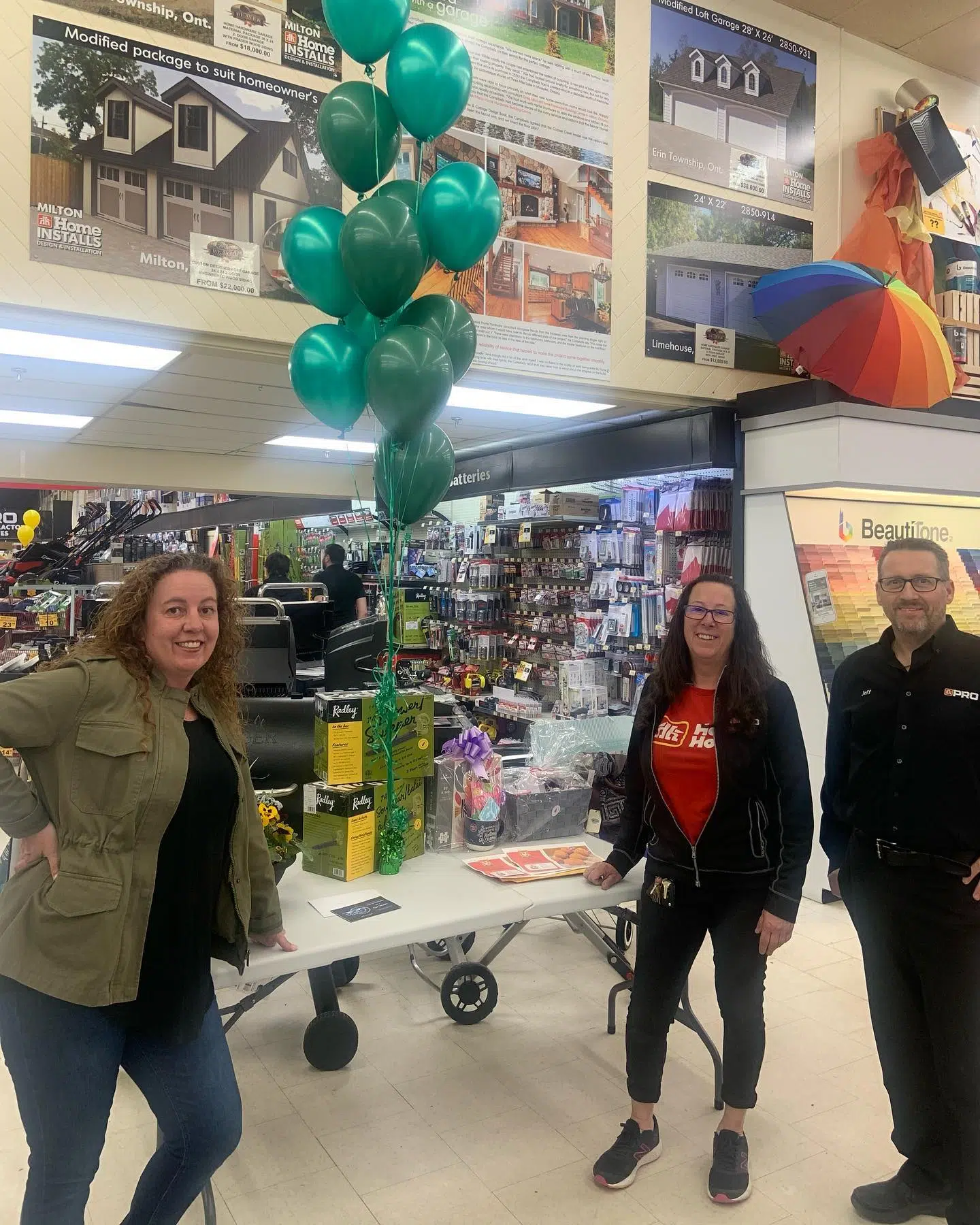 Cash Mob Milton supports local Home Hardware store