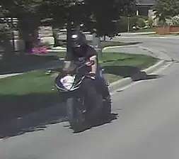 Halton Police search for motorcycle driver who fled in Burlington