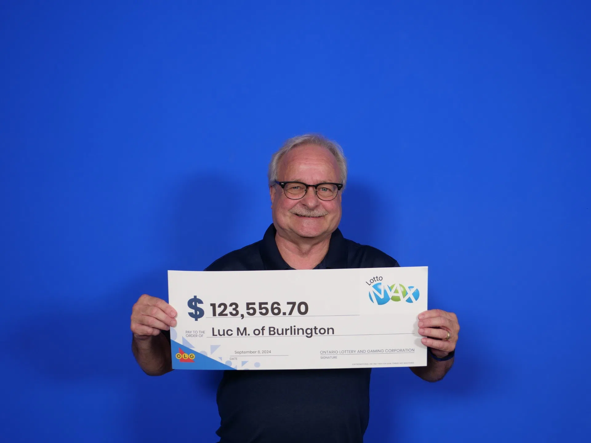 Burlington man celebrating lottery win with his family