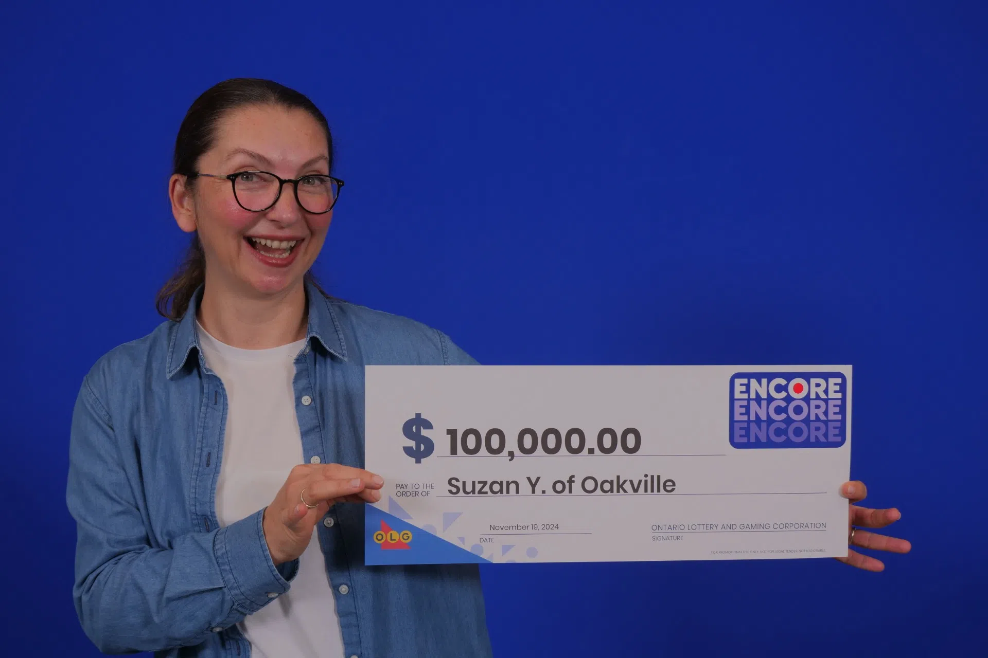 Oakville mother of two wins the lottery