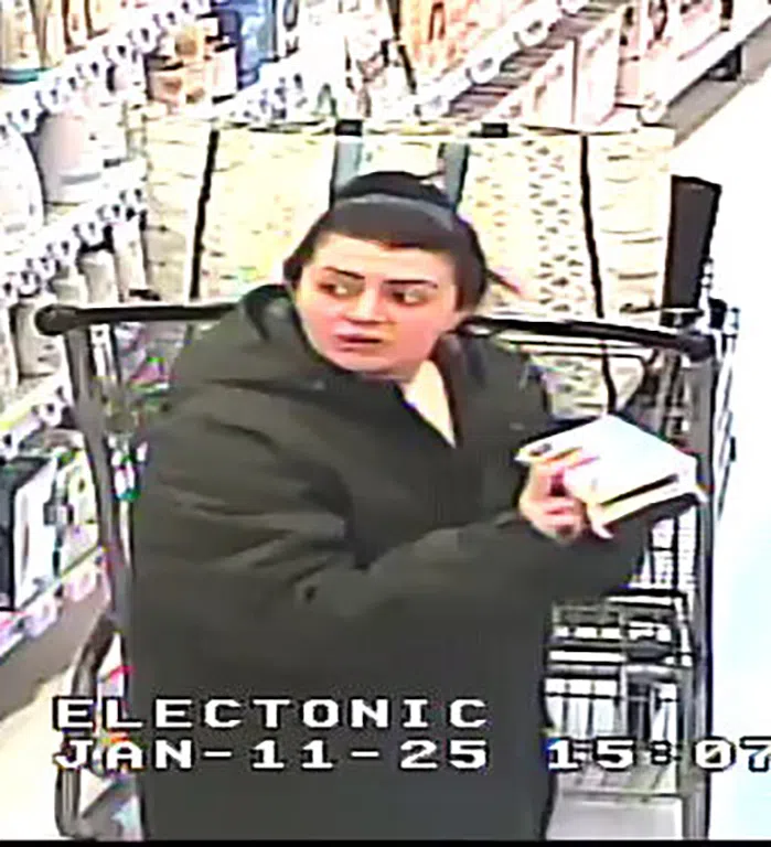 Woman wanted for stealing from Georgetown grocery store